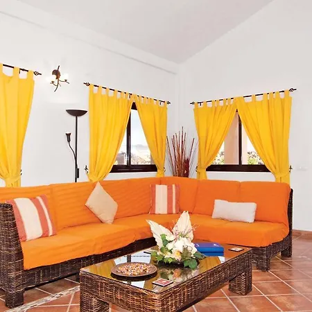 Villa Alegre